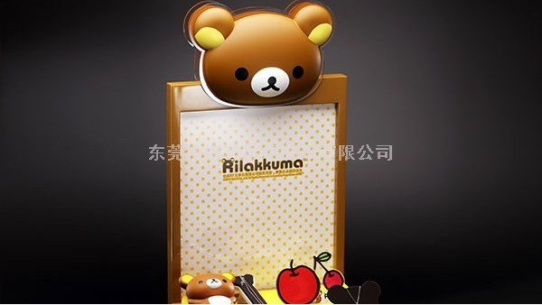 怎樣評(píng)定我們定制的亞克力展示架質(zhì)量的好壞？